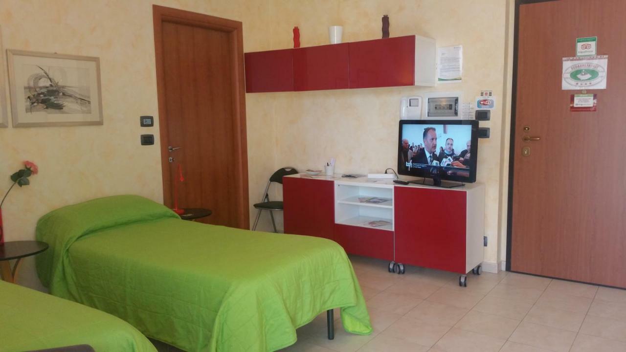 B&Bleterrazze Boutiquehotel2-Torino Ciriè Екстериор снимка